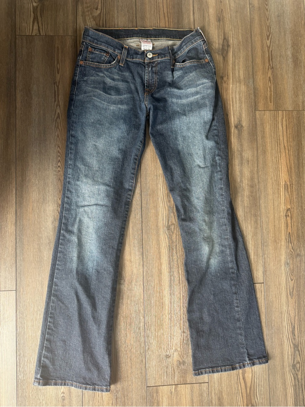 Lucky Brand Dungarees Gene Montesano Women's Midrise Flare Regular Length 28 REG